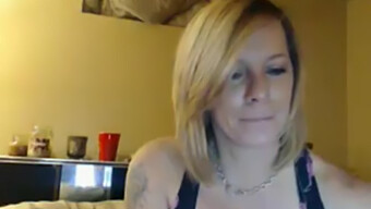 Newly Discovered Webcam Milf With Anal Fetish