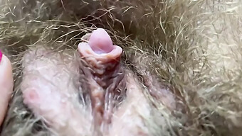 Hairy Teen Gets Her Big Clit Licked In Indian Sex Scene